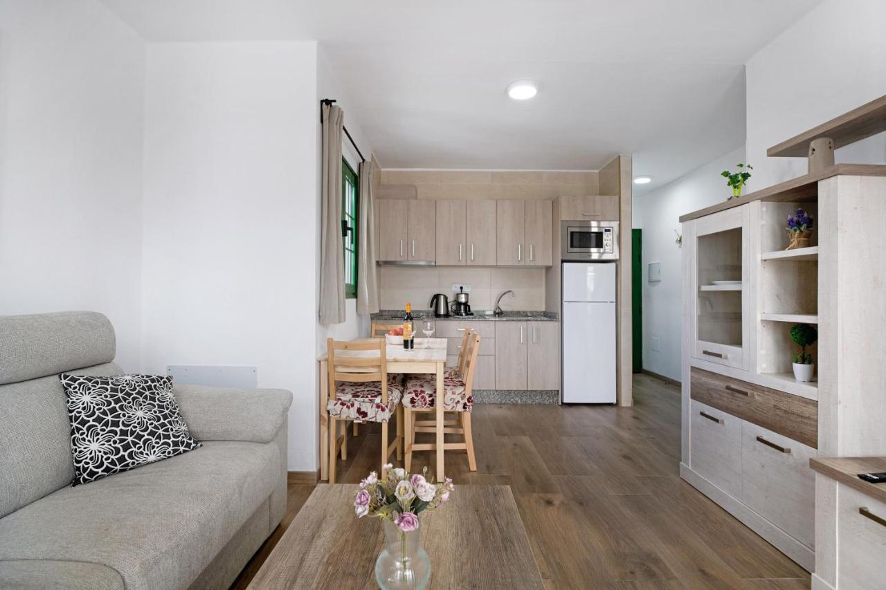 Apartamento Rubi Tías Dış mekan fotoğraf